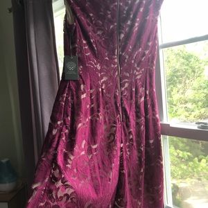 Knee length Vince Camuto lace dress